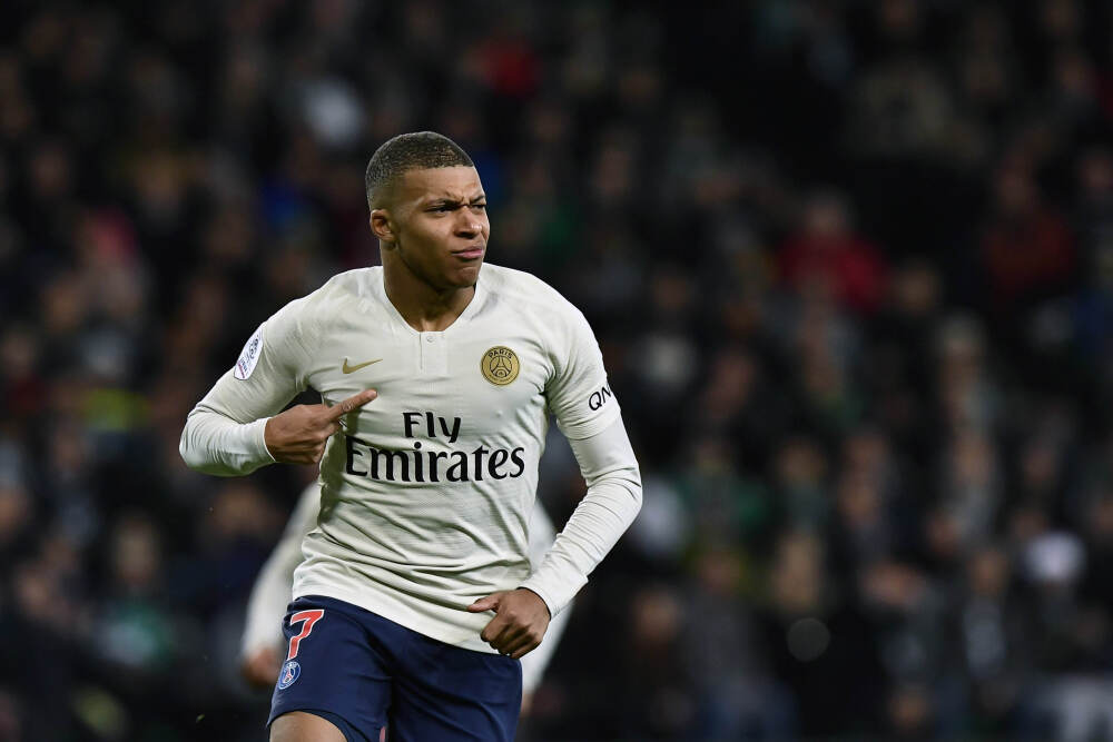 U23国足3-0击败越南队 队史首次晋级亚洲杯决赛